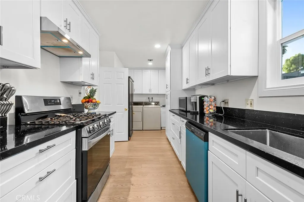 Additional image 12 of 6440 Petit Avenue, Van Nuys, CA 91406