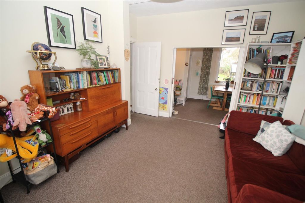 Additional image 5 of 3 bed semi-detached house for saleEast Crawford Street, Greenock PA15