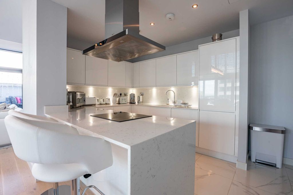 Additional image 6 of 3 bed flat for saleDeansgate, Manchester M3