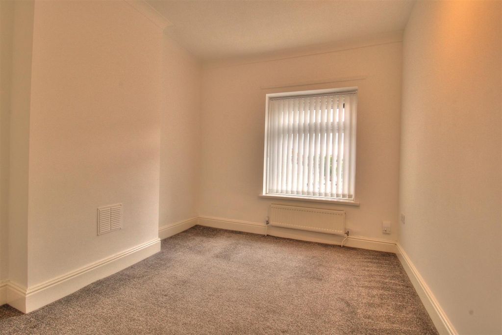 Additional image 11 of 4 bed end terrace house to rentBarry Road, Barry CF63