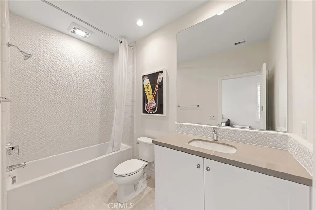Additional image 45 of 117 Petunia, Irvine, CA 92618