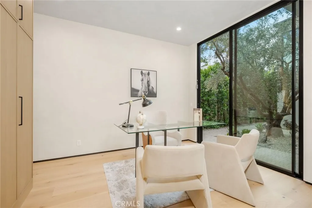 Additional image 36 of 15447 Huston St, Sherman Oaks, CA 91403