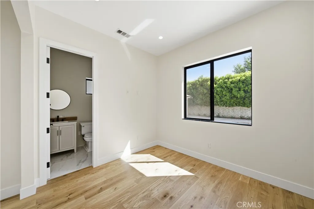 Additional image 48 of 8542 De Celis Pl, North Hills, CA 91343