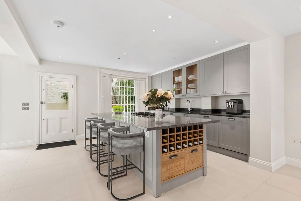 Additional image 6 of 4 bed end terrace house to rentChalcot Crescent, Primrose Hill NW1