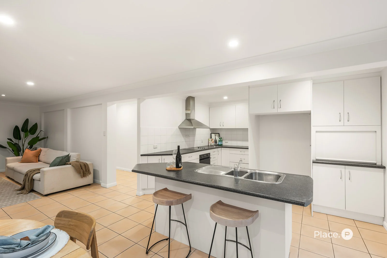Additional image 8 of 4 Maple Court, Carindale QLD 4152