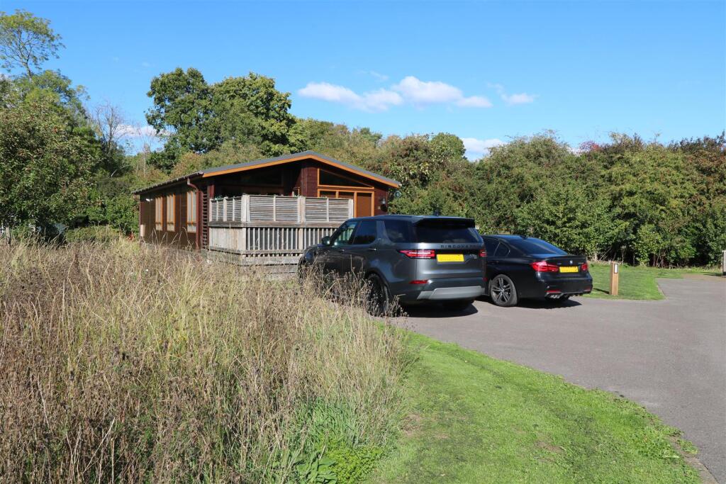 The Paddock, Brokerswood