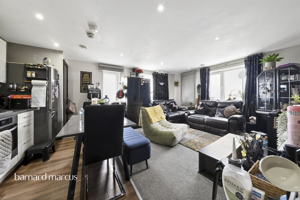 Additional image 3 of 3 bed flat for saleTown Lane, Stanwell, Staines-Upon-Thames TW19