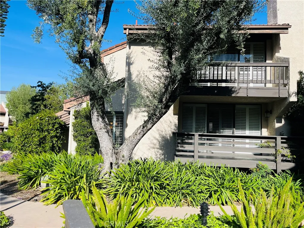 Additional image 5 of 21801 Burbank Blvd Unit 83, Woodland Hills, CA 91367