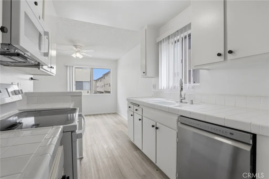 Additional image 47 of 5400 Lindley Avenue Unit 121, Encino, CA 91316