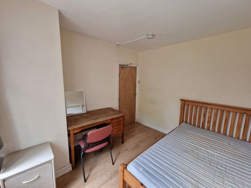 6 bed shared accommodation to rentHarrington Drive, Nottingham NG7 photo 5