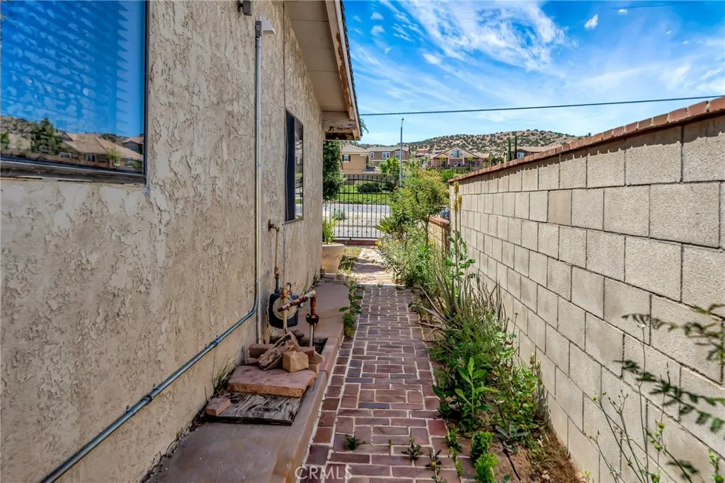 Additional image 42 of 1617 Elizabeth Lake Rd, Palmdale, CA 93551