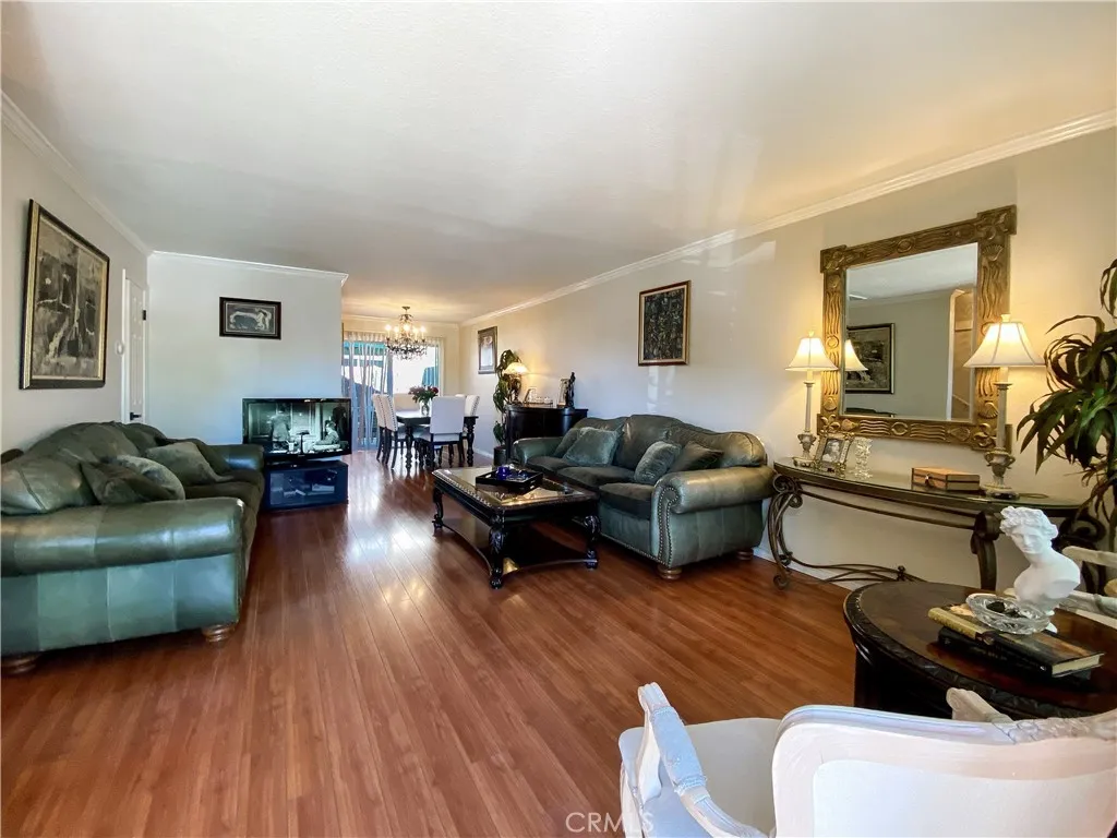 Additional image 3 of 17041 Roscoe Boulevard Unit 3, Northridge, CA 91325