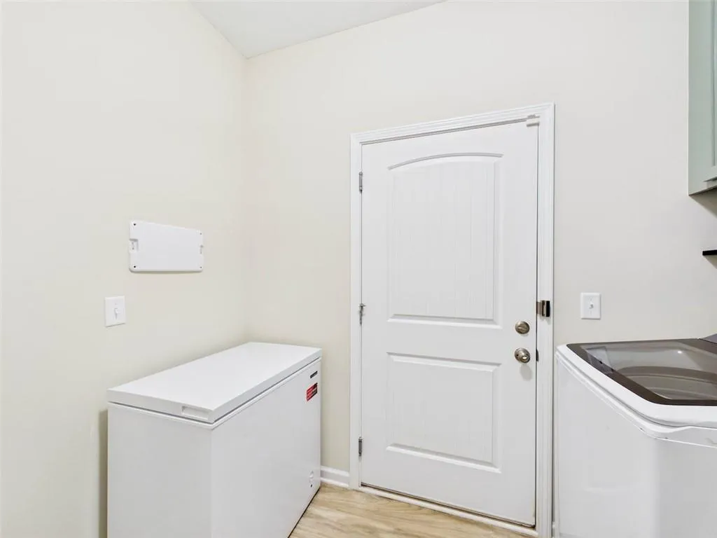Additional image 18 of 129 Wood Hill Drive, Smiths Station, AL 36877
