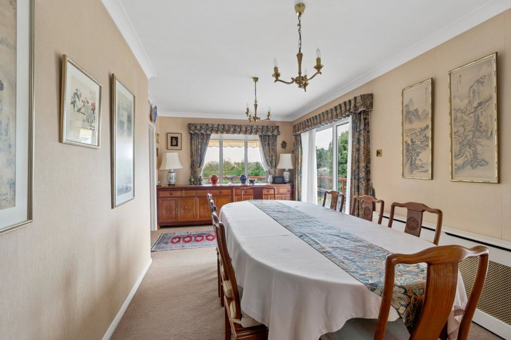 Additional image 18 of 4 bed detached house for saleRobins Orchard, Chalfont St. Peter, Buckinghamshire SL9