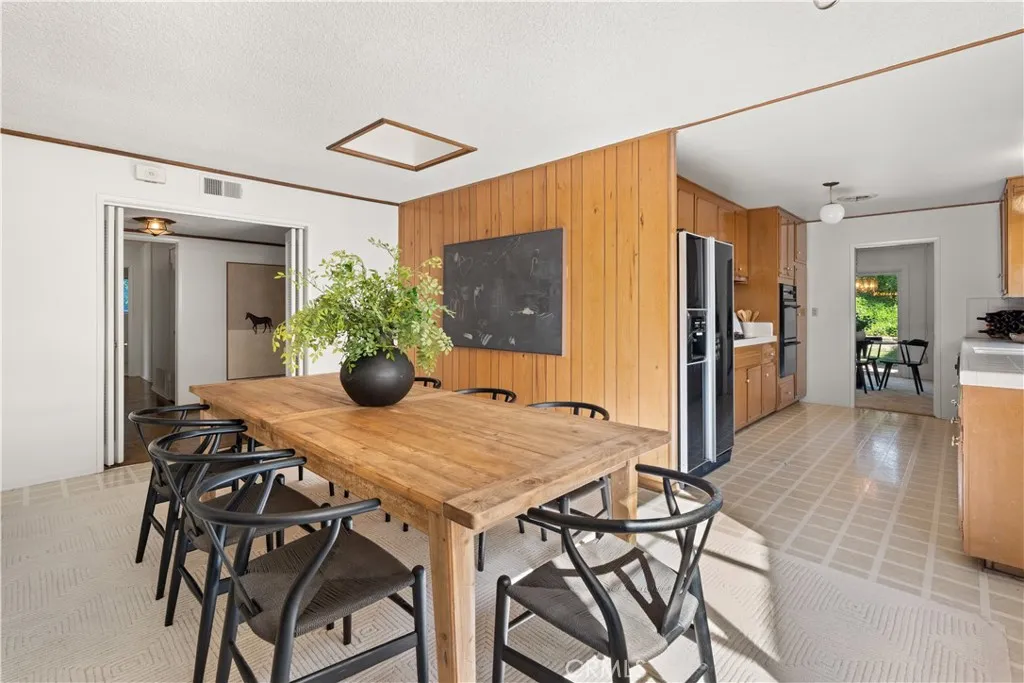 Additional image 42 of 20631 Romar St, Chatsworth, CA 91311