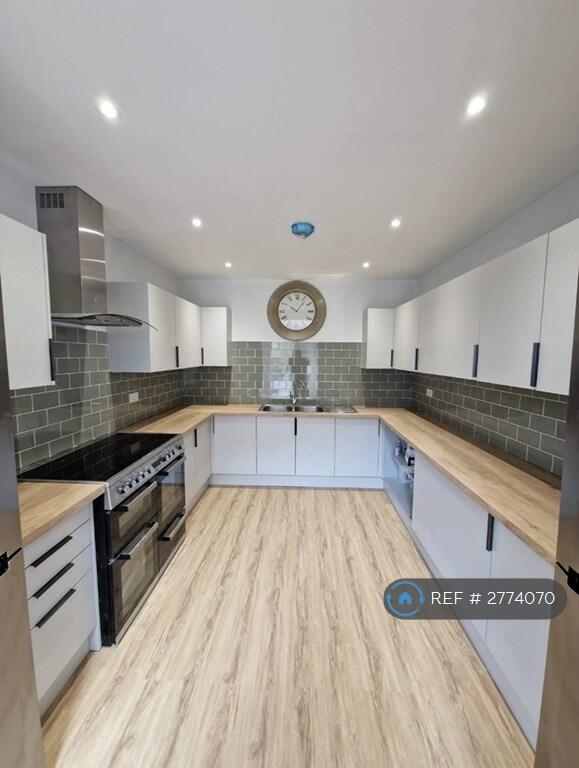 Mount Road (Rooms Available, Southdown, Bath, BA2
