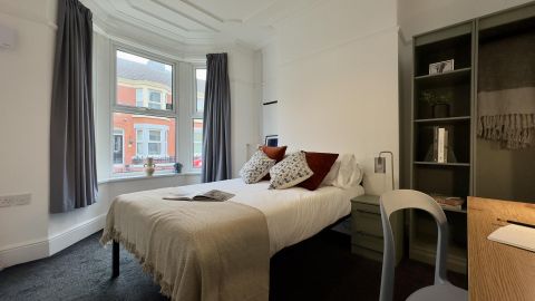 Empress Road, Liverpool L7, Room to rent
