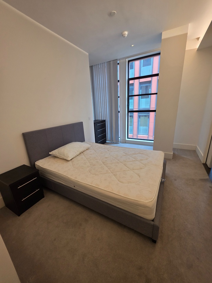 2 Bed Flat, Artillery Row, SW1P, N1 7GU photo 5
