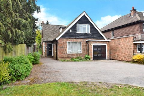 Outwood Lane, Coulsdon CR5
