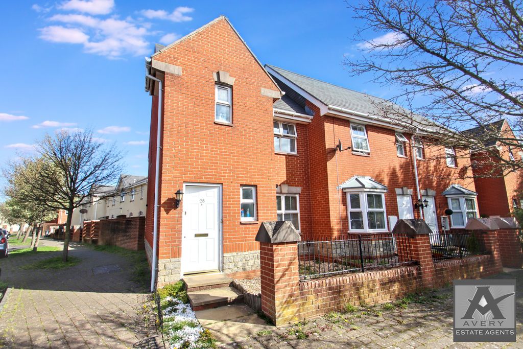 3 bed end terrace house to rentWeston Village BS24