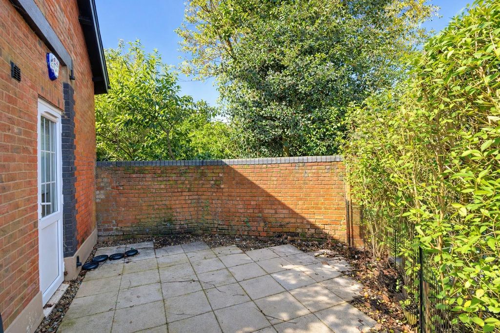 Additional image 13 of 2 bed end terrace house for saleDunkirks Mews, Hertford SG13