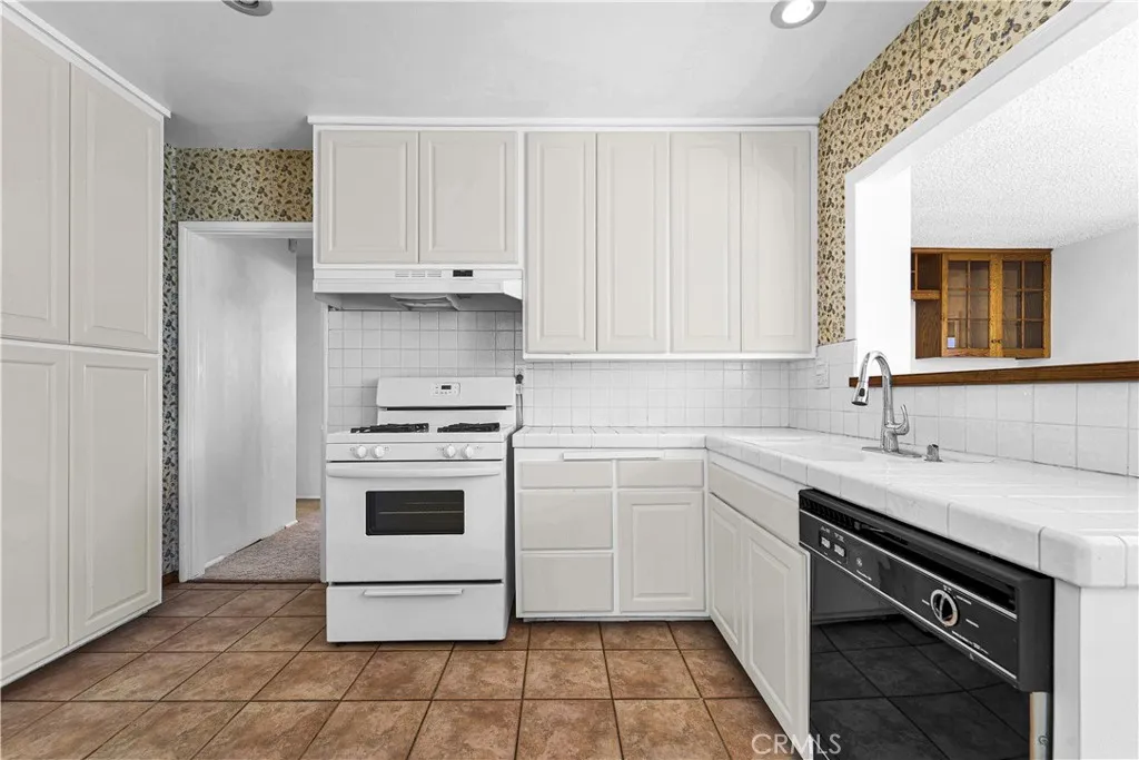 Additional image 28 of 10248 Mather Ave, Sunland, CA 91040