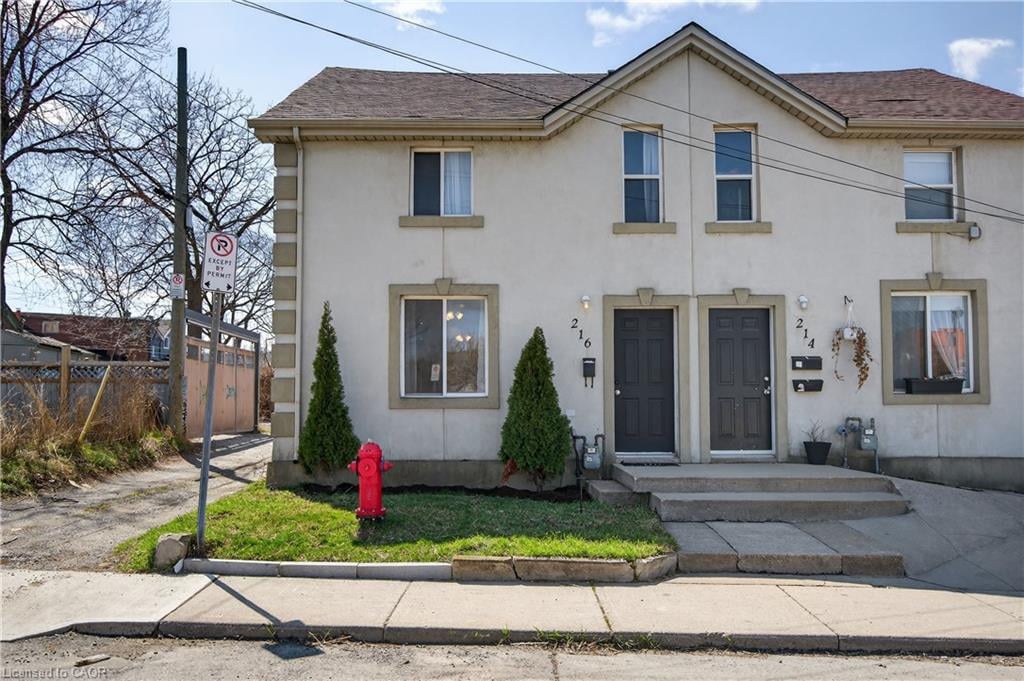 216 Robert Street, Hamilton, ON, L8L 2R1