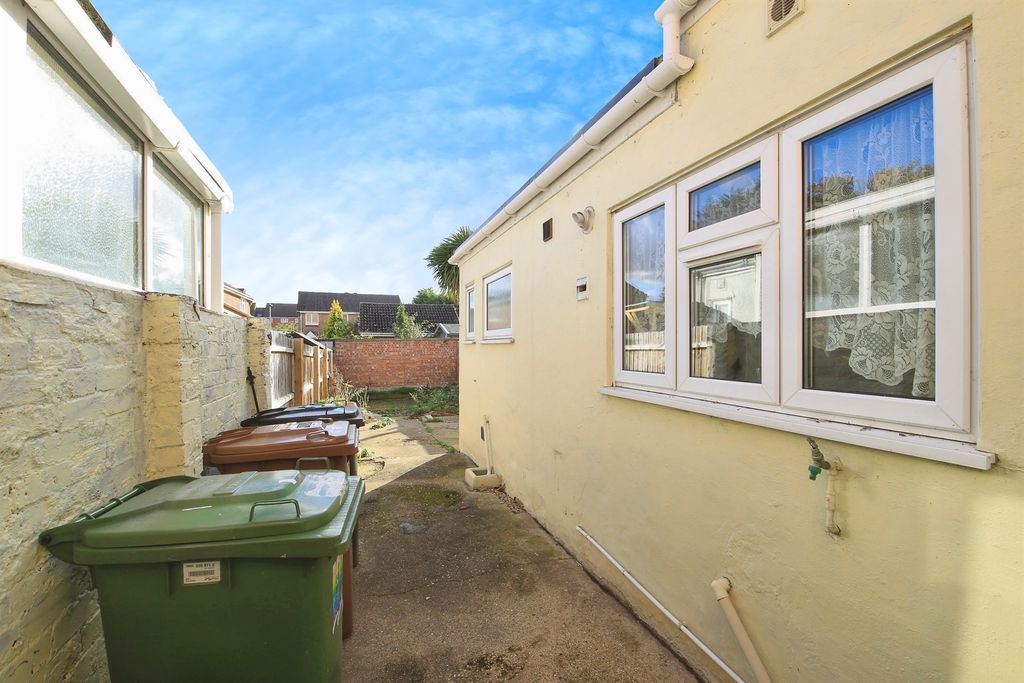 Additional image 16 of 3 bed terraced house for saleOxney Road, Peterborough PE1