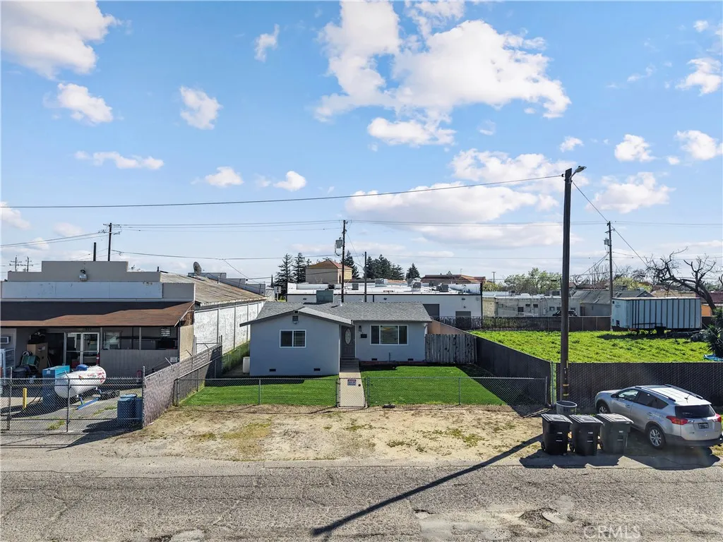 341 2nd Street, Livingston, CA 95334