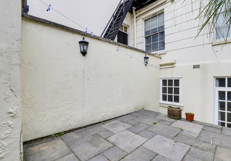 Additional image 11 of 2 bed flat for saleNorth Road, The Park NG7