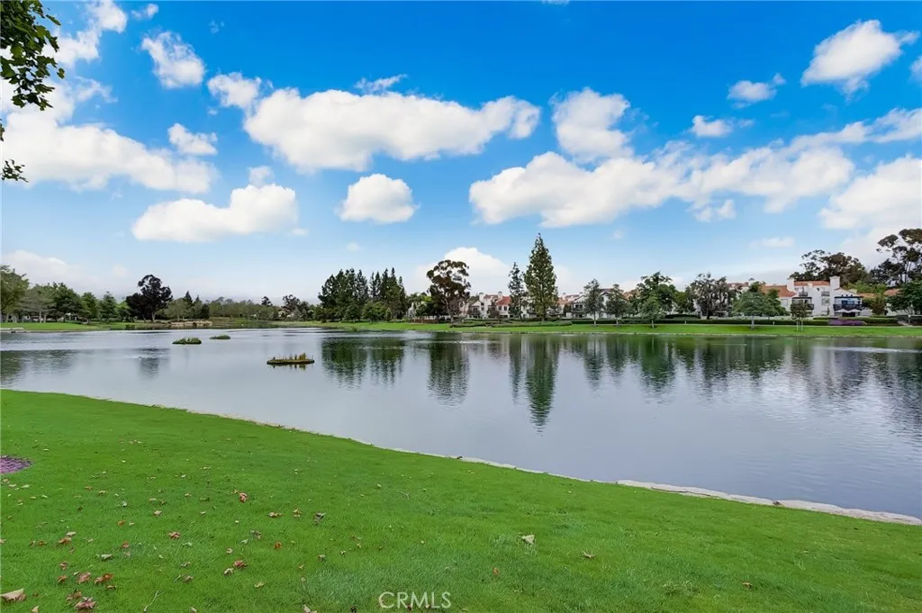 12 Montana Del Lago Drive Unit 168, Rancho Santa Margarita, CA 92688
