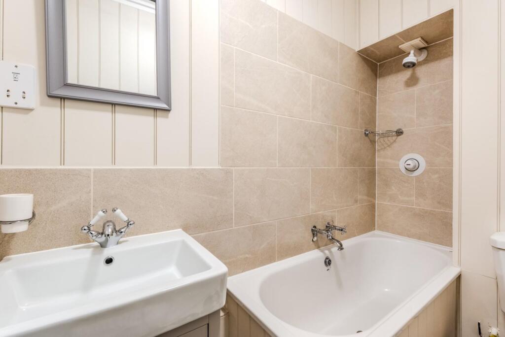Additional image 9 of Second Floor Flat, Great Bedford Street, Bath