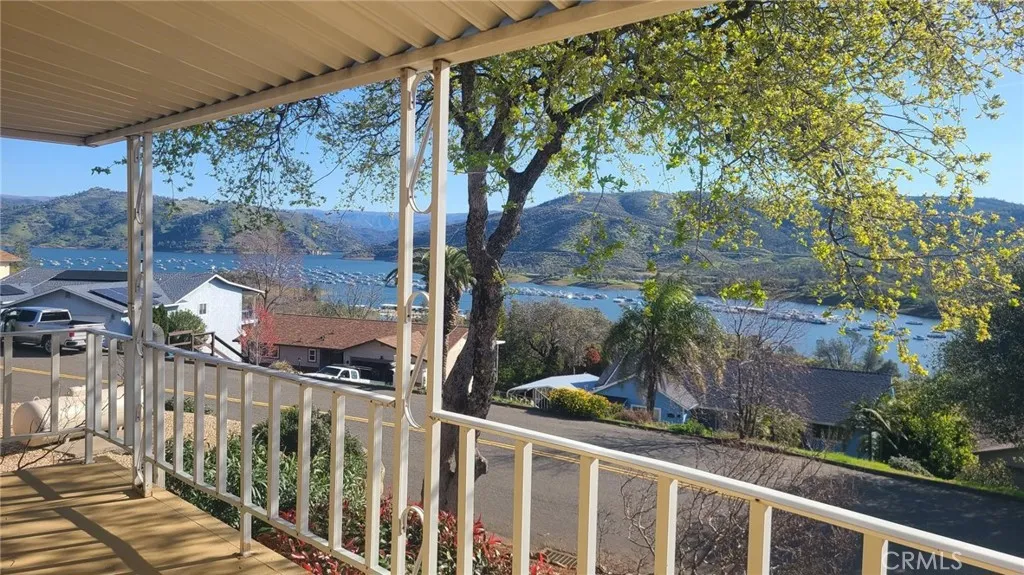 5341 Treasure Hill Dr, Oroville, CA 95966