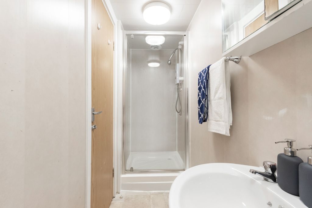 7 bed shared accommodation to rentCardigan Road, Leeds LS6 photo 4