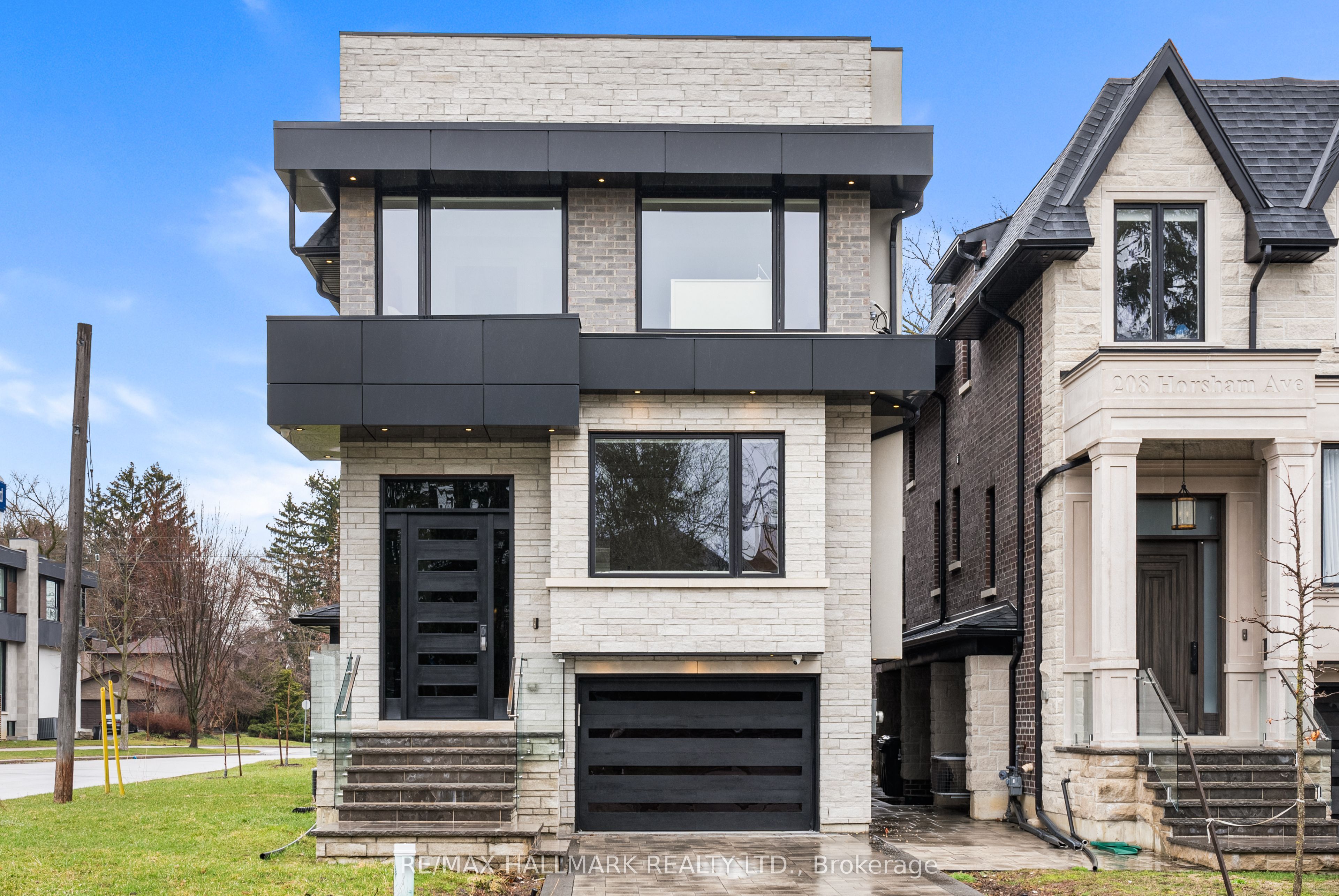 210 Horsham Avenue, Toronto, ON, M2N 2A5