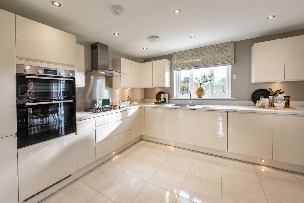 Additional image 2 of 4 bed detached house for saleDock Road North, Wirral CH62