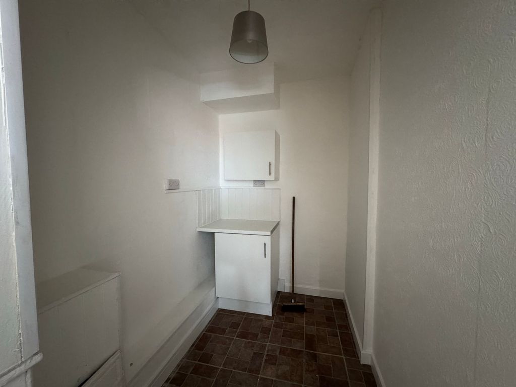 Additional image 8 of 3 bed semi-detached house to rentFrobisher Road, Newport NP19
