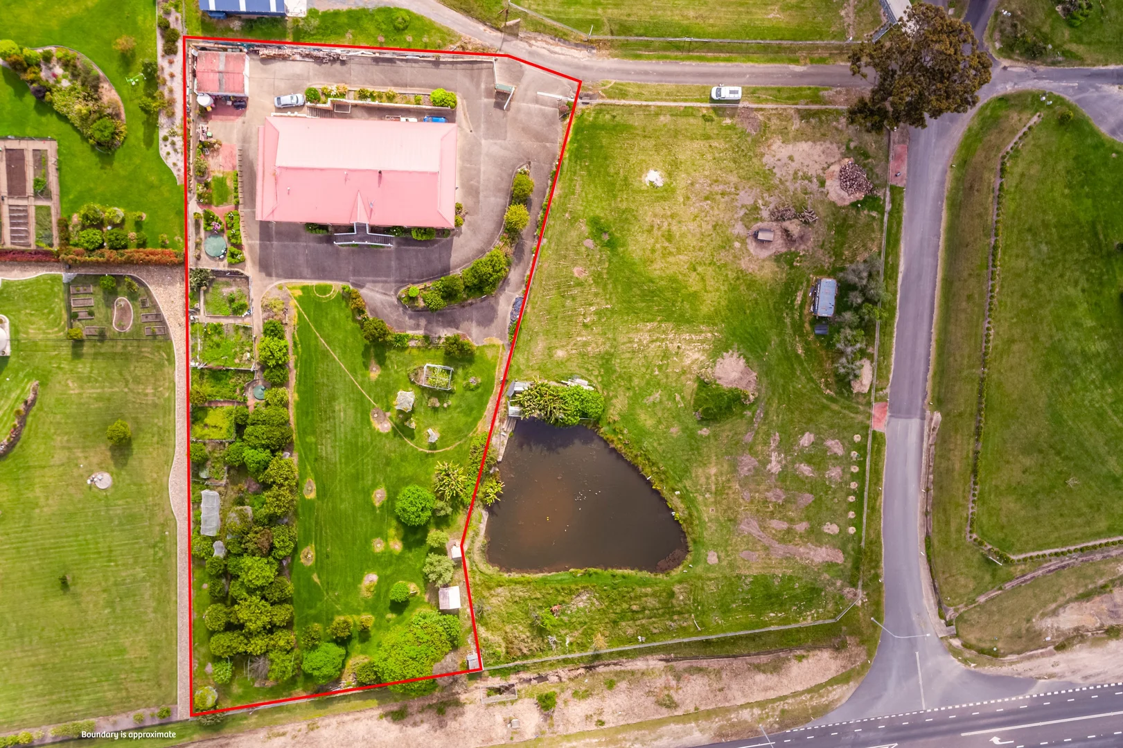 Additional image 26 of 4 Silverdell Place, Surf Beach NSW 2536