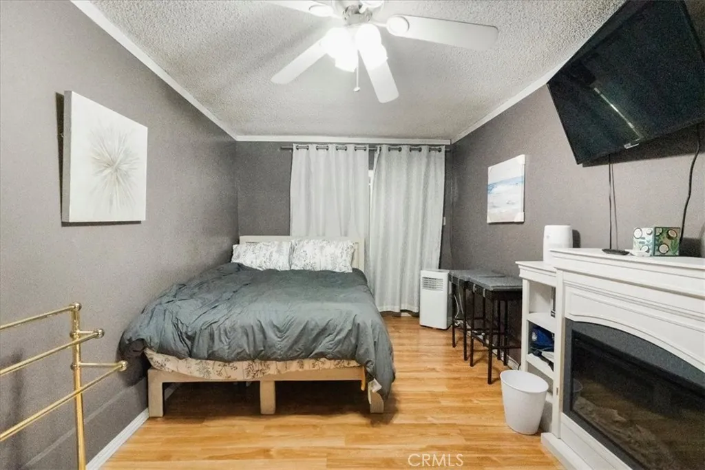 Additional image 25 of 22111 Covello St, Canoga Park, CA 91303