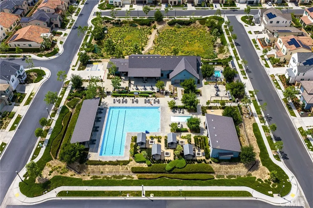 2530 E Penelope Ln, Ontario, CA 91762
