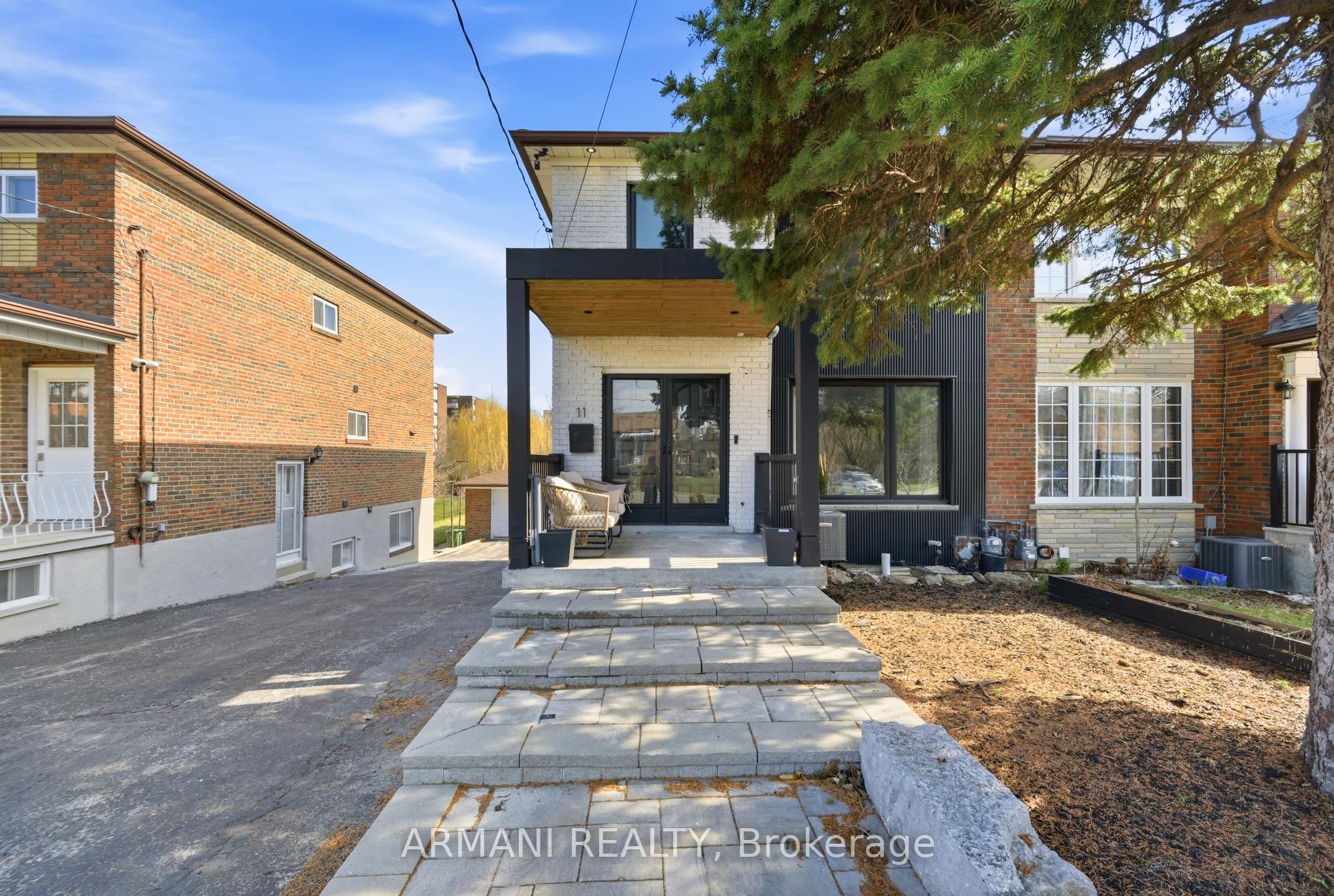 Additional image 5 of 11 Gotham Court, Toronto, ON, M6M 2N9