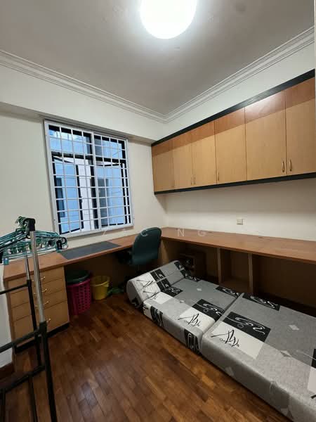 25 Woodleigh Close