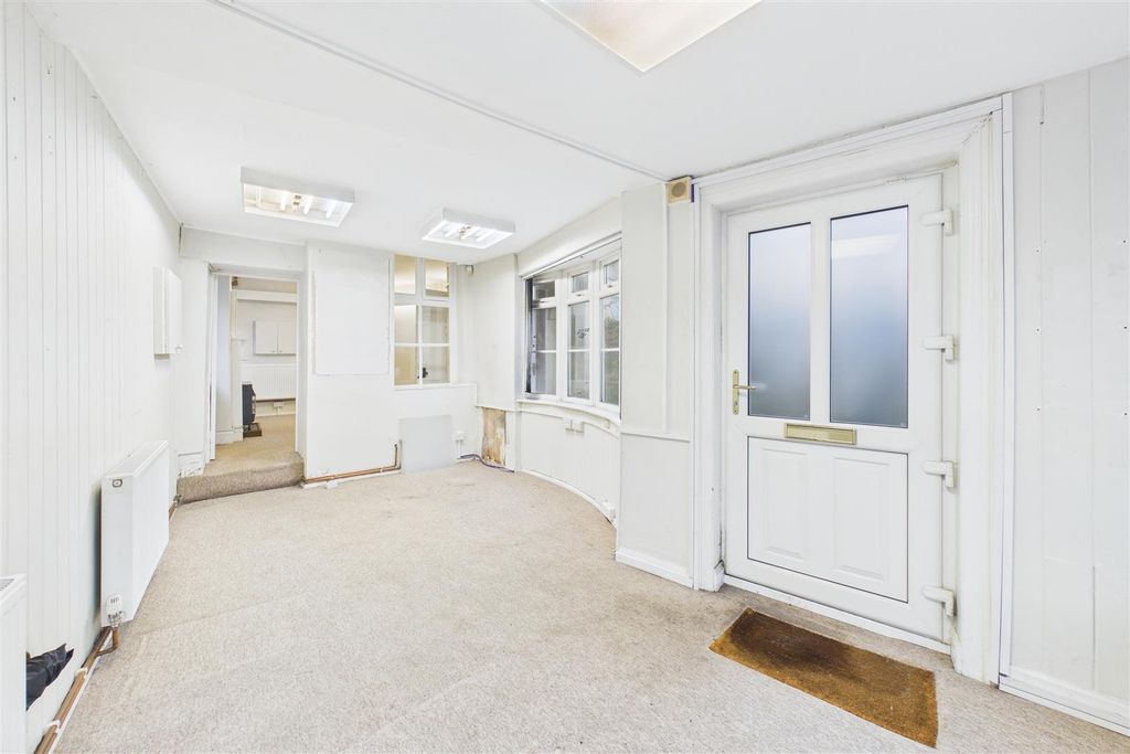 Additional image 8 of 2 bed semi-detached house for saleWaters Lane, Westbury-On-Trym, Bristol BS9