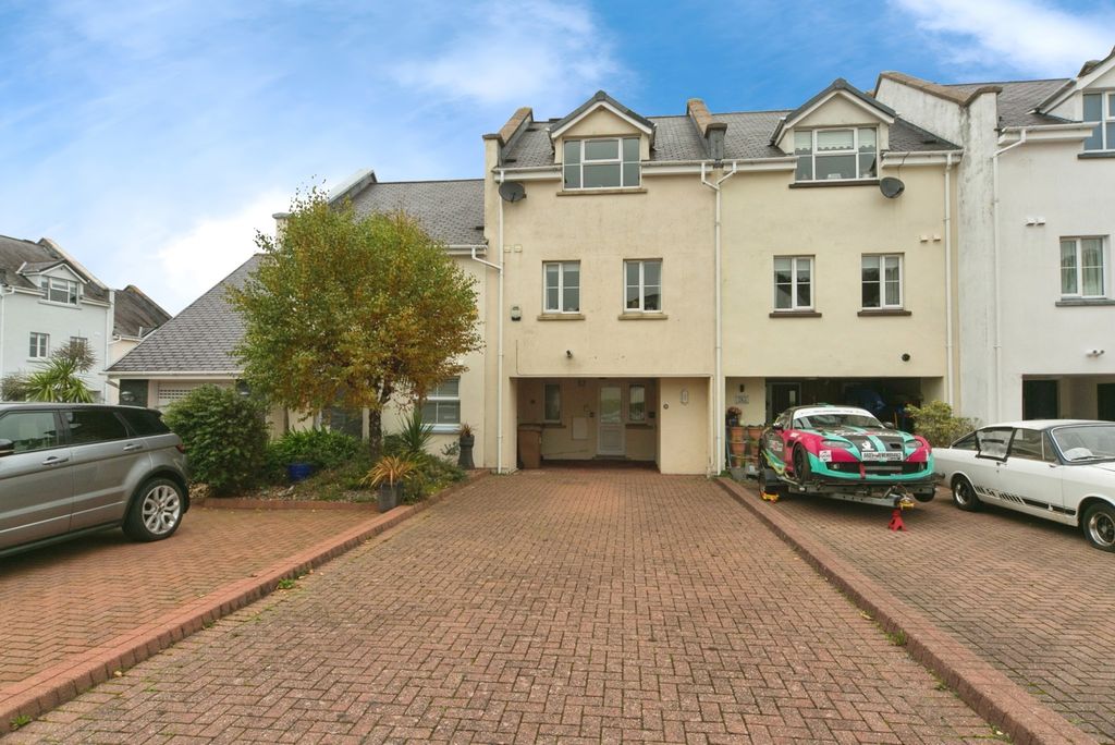 3 bed town house to rentHen Gei Llechi, Y Felinheli LL56