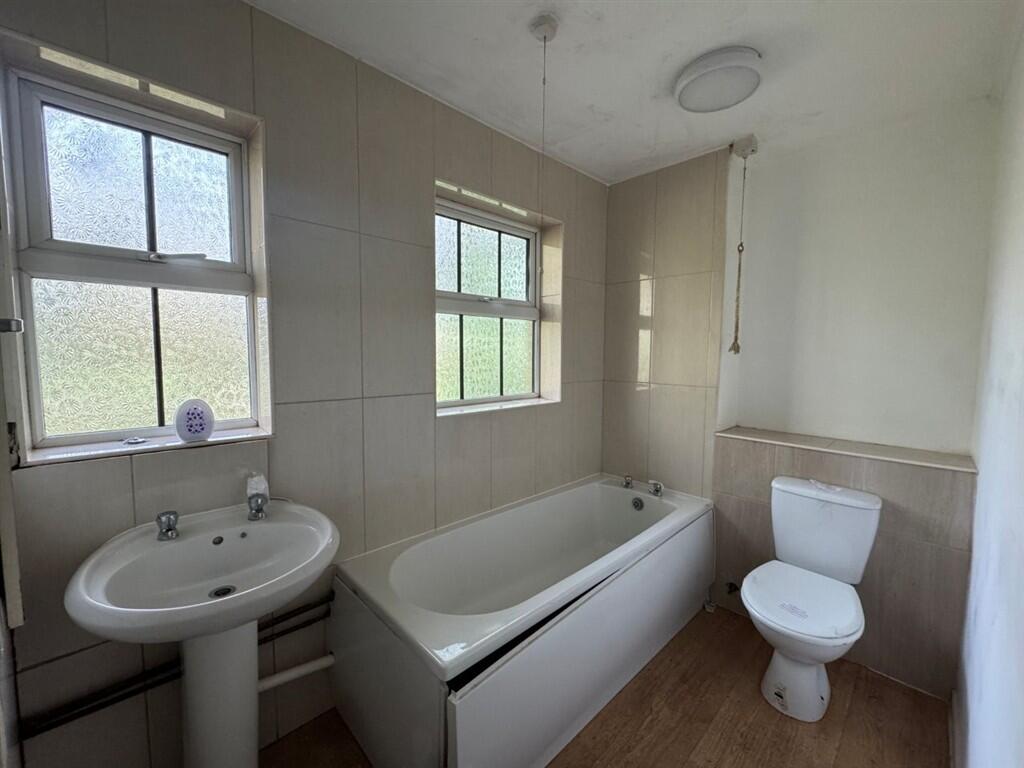 Additional image 7 of Avonbank Close, REDDITCH