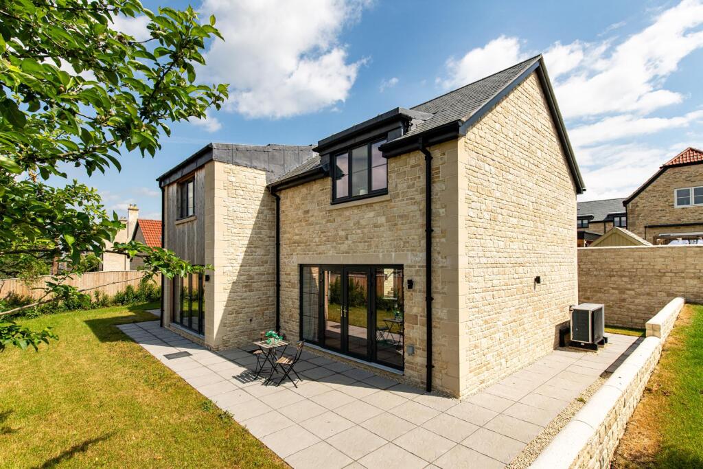 Church Farm Close, Hilperton, BA14 7XL
