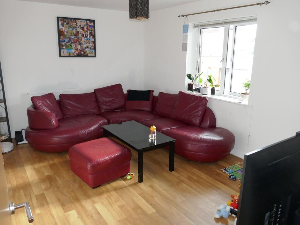 Queensway Court, Yeovil photo 2