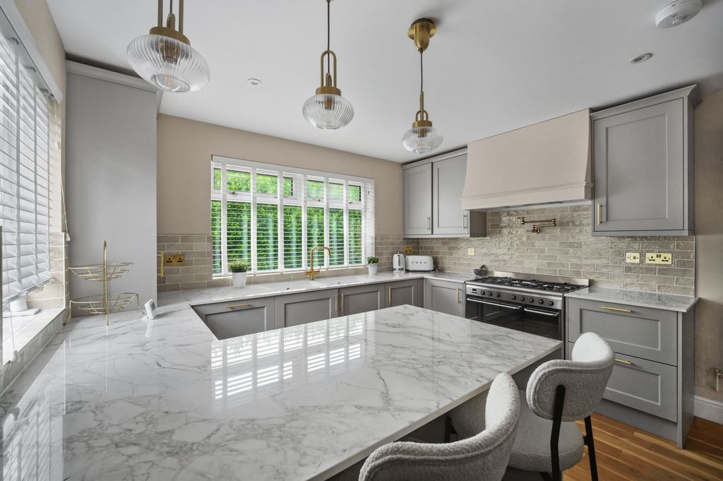 Additional image 13 of 4 bed detached house for saleGroves Road, Newport NP20
