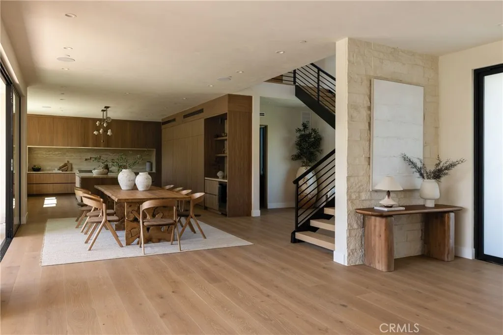 Additional image 7 of 15202 Hesby Street, Sherman Oaks, CA 91403