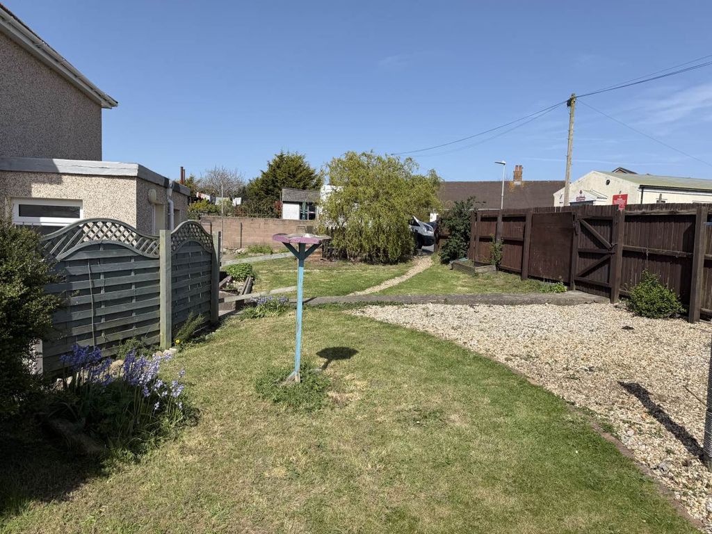 Additional image 2 of 2 bed maisonette to rentCastle Road, Rhoose, Vale Of Glamorgan CF62